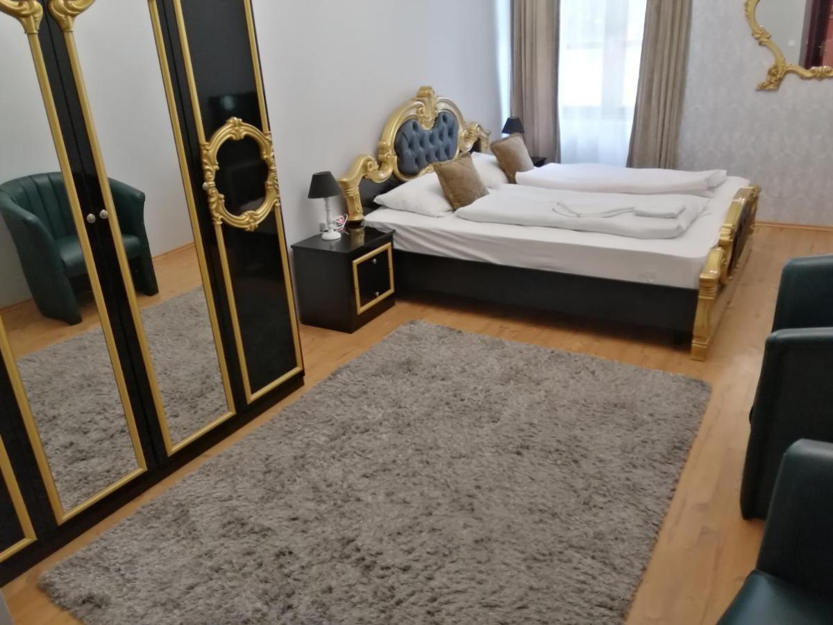 Korona Szallo Sárvár 외부 사진
